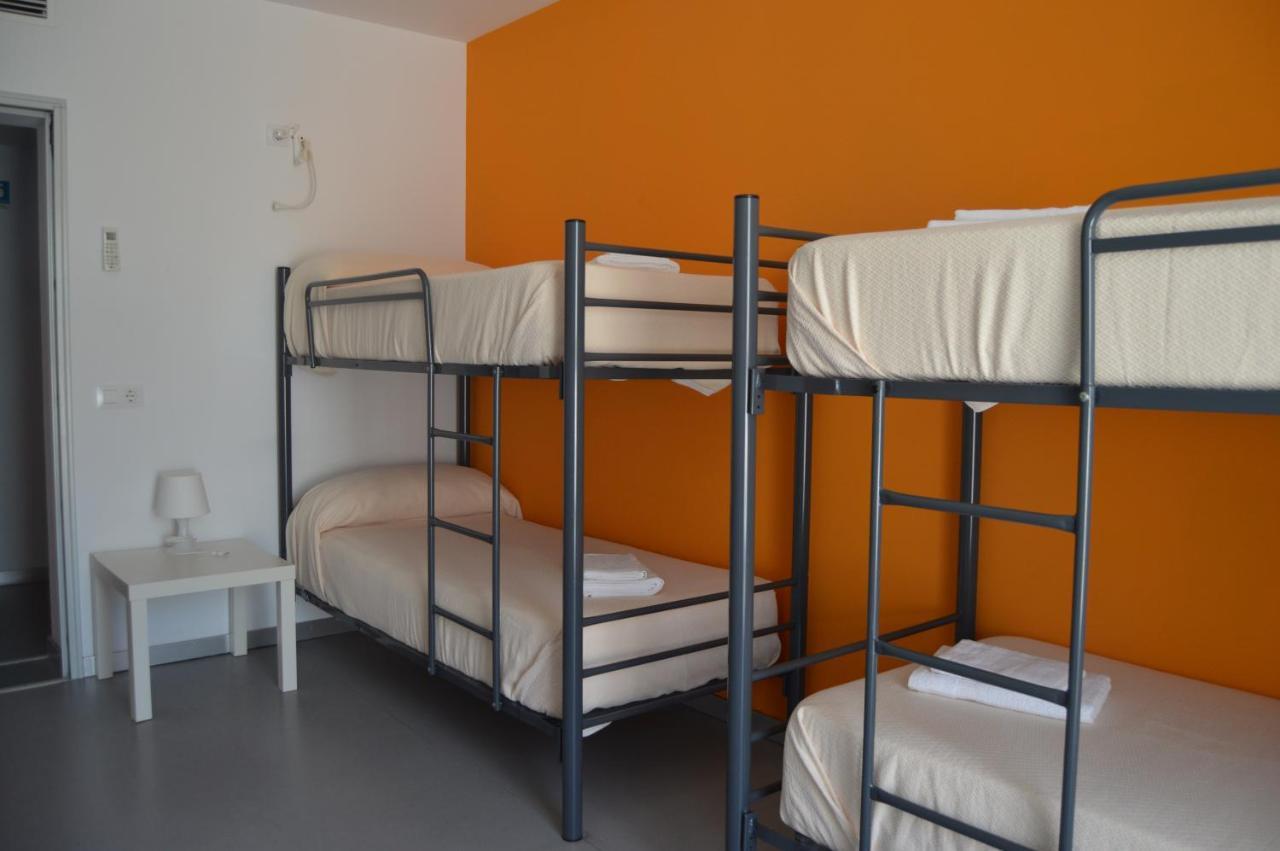 Hostel Divino Morales Arroyo de la Luz Buitenkant foto