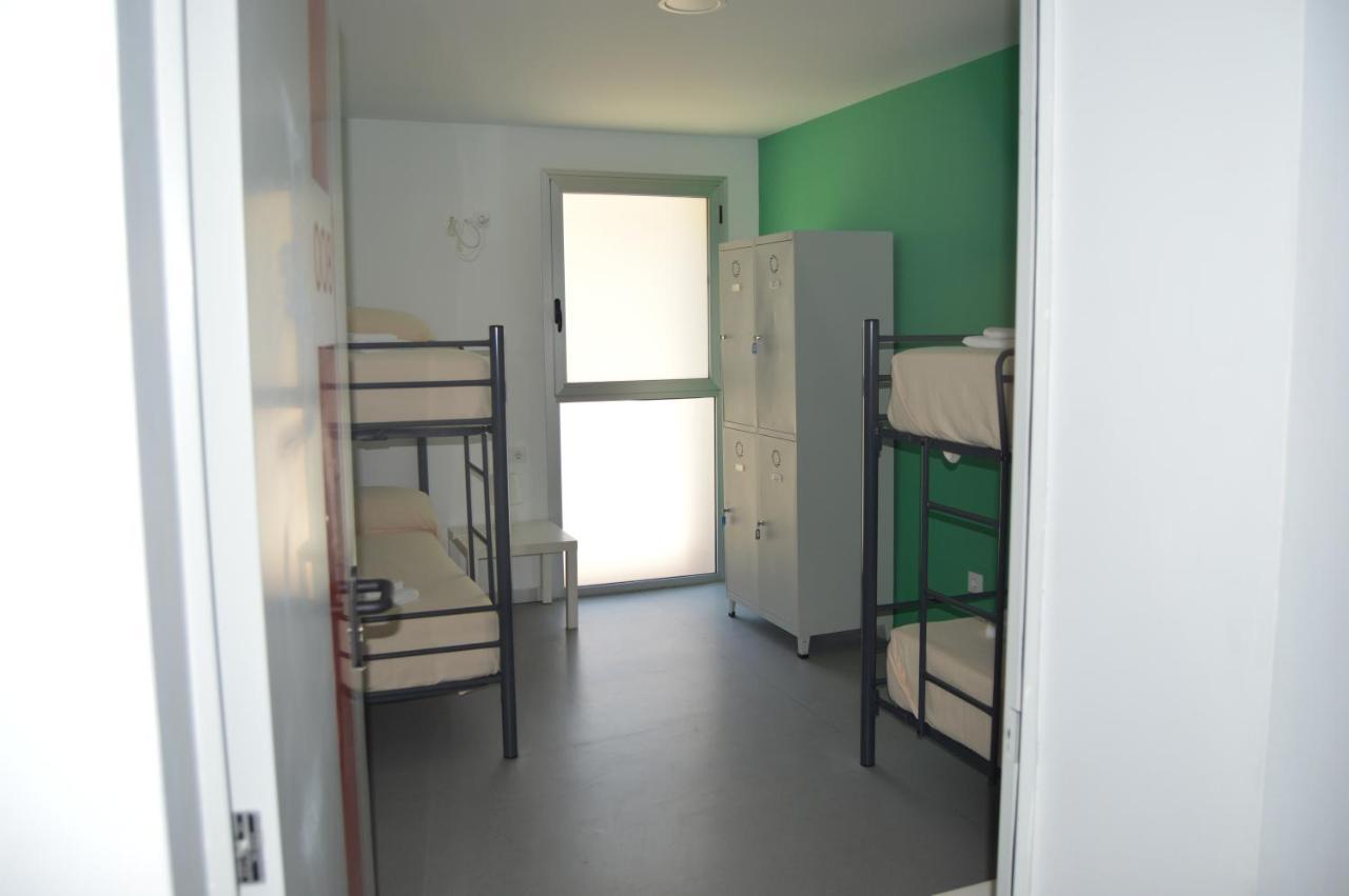 Hostel Divino Morales Arroyo de la Luz Buitenkant foto